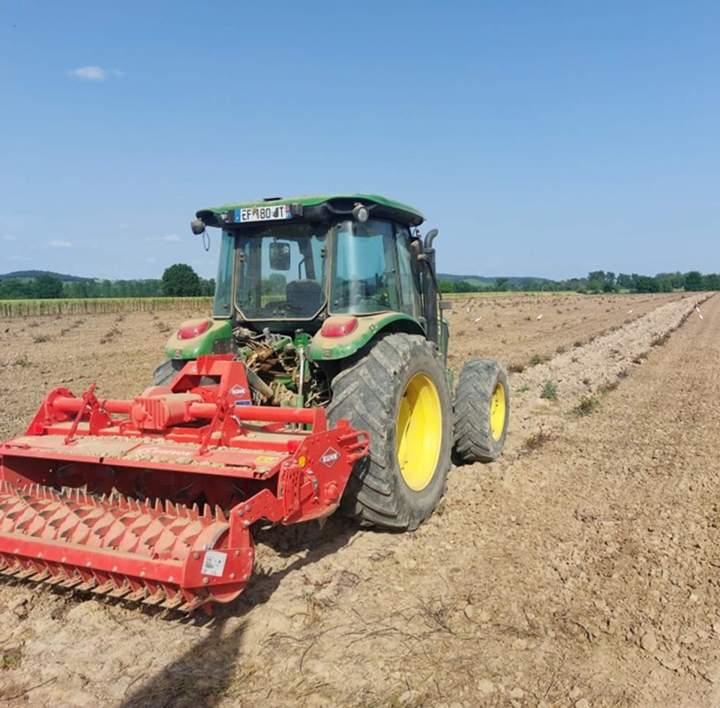 Travaux agricoles Saint-Sulpice-la-Pointe